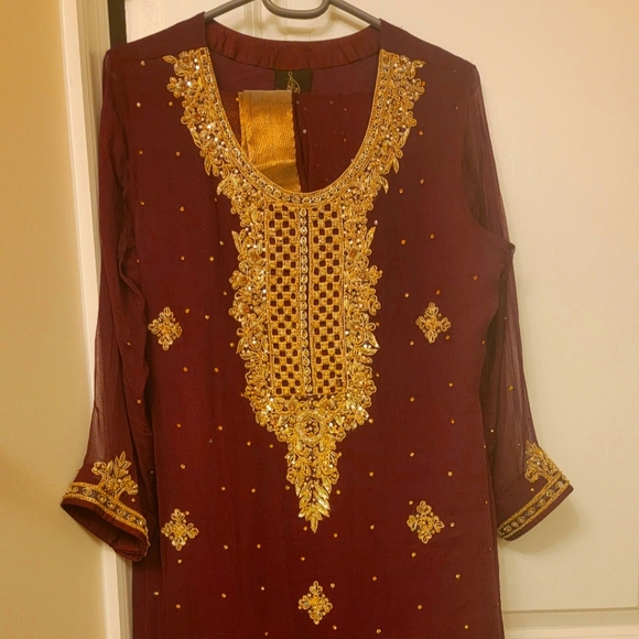 Indian pakistani formal party suit - Picture 1 of 5